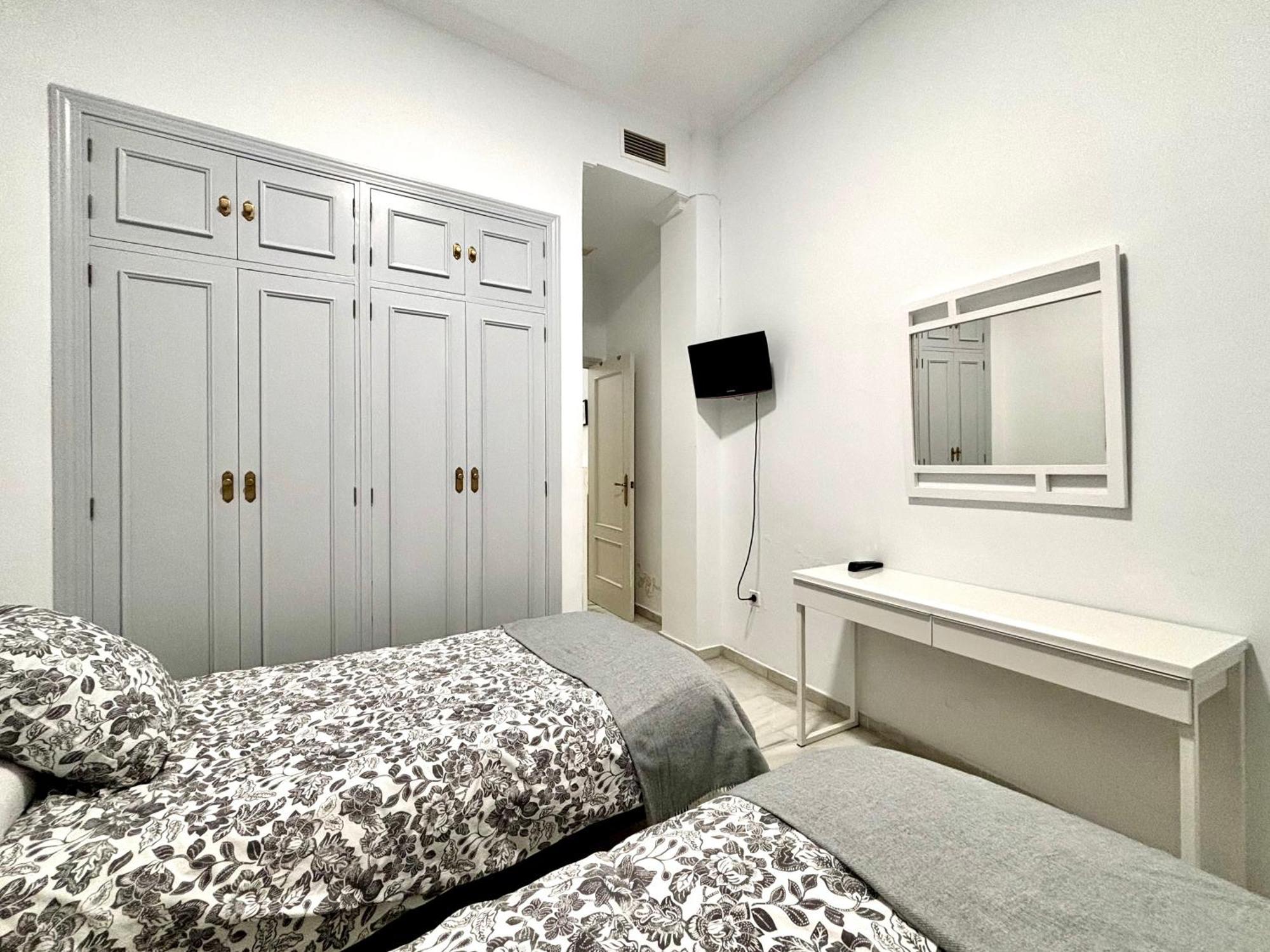 Apartamento El Reloj Del Viajero 2 Sevilla Exterior foto